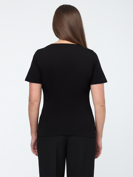 Футболка с вырезом (Черный)