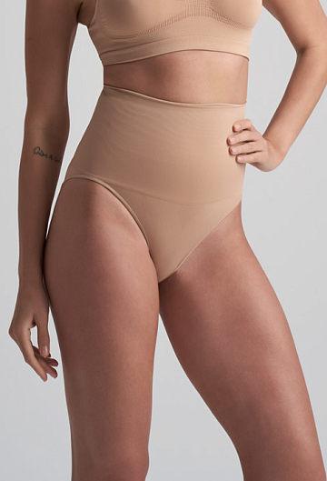 Трусы корректирующие BYE BRA Seamless High Waist Brief (Beige)